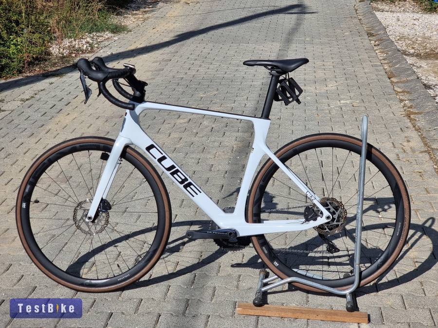 Újsz. 2023 Cube Agree C:62 Full Ultegra Disc 2*11 aero endurence