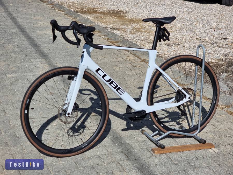 Újsz. 2023 Cube Agree C:62 Full Ultegra Disc 2*11 aero endurence