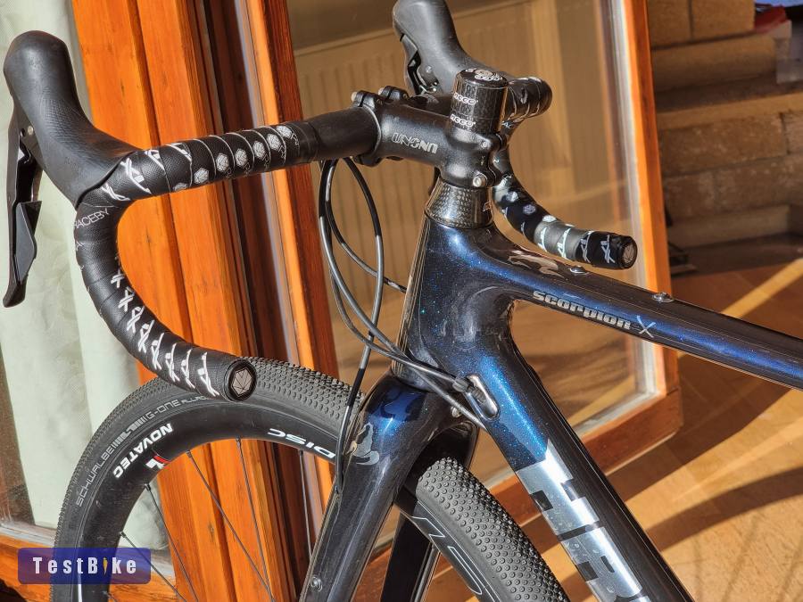 Újsz. 2024 Scorpion X csúcs karbon gravel GRX 800 Novatec