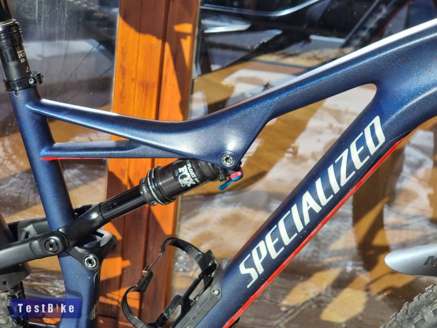 újsz. karbon Specialized FOX Revelation Roval belső tároló