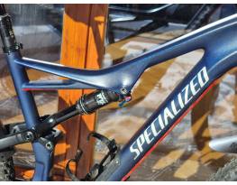 újsz. karbon Specialized FOX Revelation Roval belső tároló