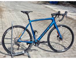 Ăjsz. CsĂșcs Felt FX Cyclocross full GRX 800 hydro DT Swiss