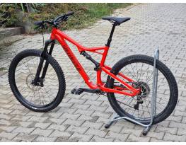 újsz. Specilaized Stumjumper Rock Shox Revelation SRAM 4 dug