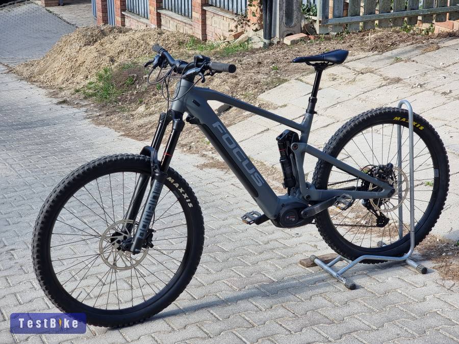 Újsz. Focus SAM superenduro ebike Domain 170mm Bosch CX 85nm