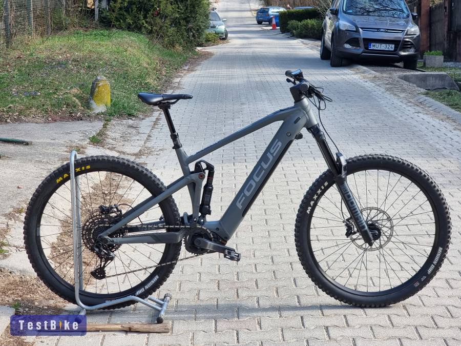 Újsz. Focus SAM superenduro ebike Domain 170mm Bosch CX 85nm