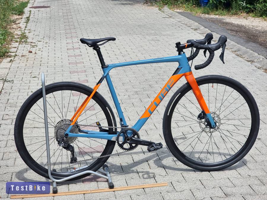 AKCIÓ újsz. karbon Cube Cross Race GRX 800 1*11 hydro disc