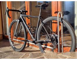 Újsz. NS gravel Sram Apex 1*11 tárcsafékes 45mm WTB gumi