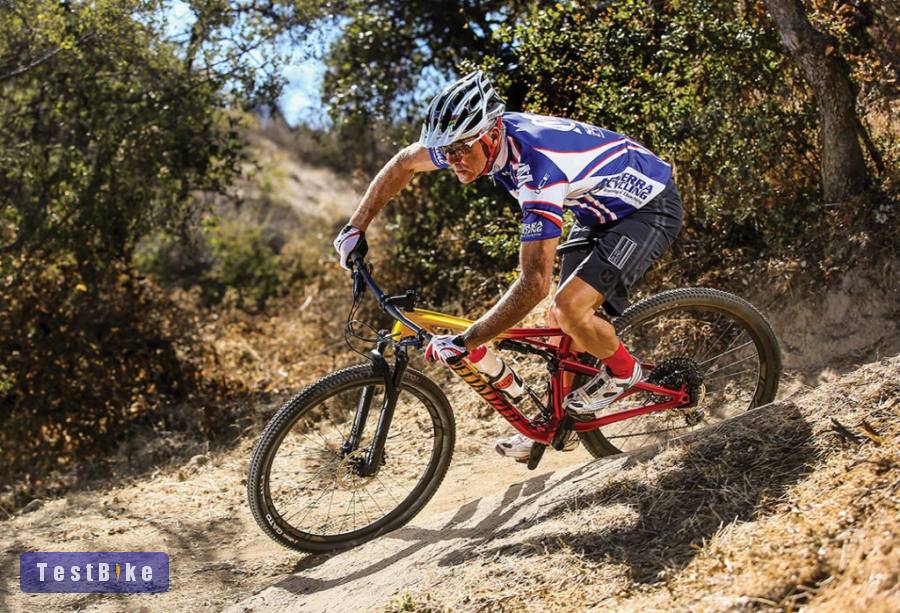 Újsz. Top Speci Epic, karbon kerék XTR di2 FOX kashima brain