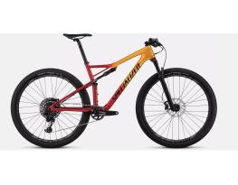 Újsz. Top Speci Epic, karbon kerék XTR di2 FOX kashima brain