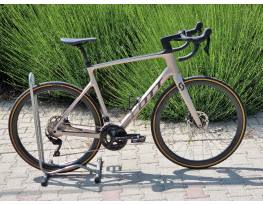Újsz.2022 Scott Addict 30 Full 105 hydro karbon kerék gravel