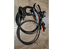 Újszerű Shimano M6100 karos, MT420 nyerges 4 dugattyús szett