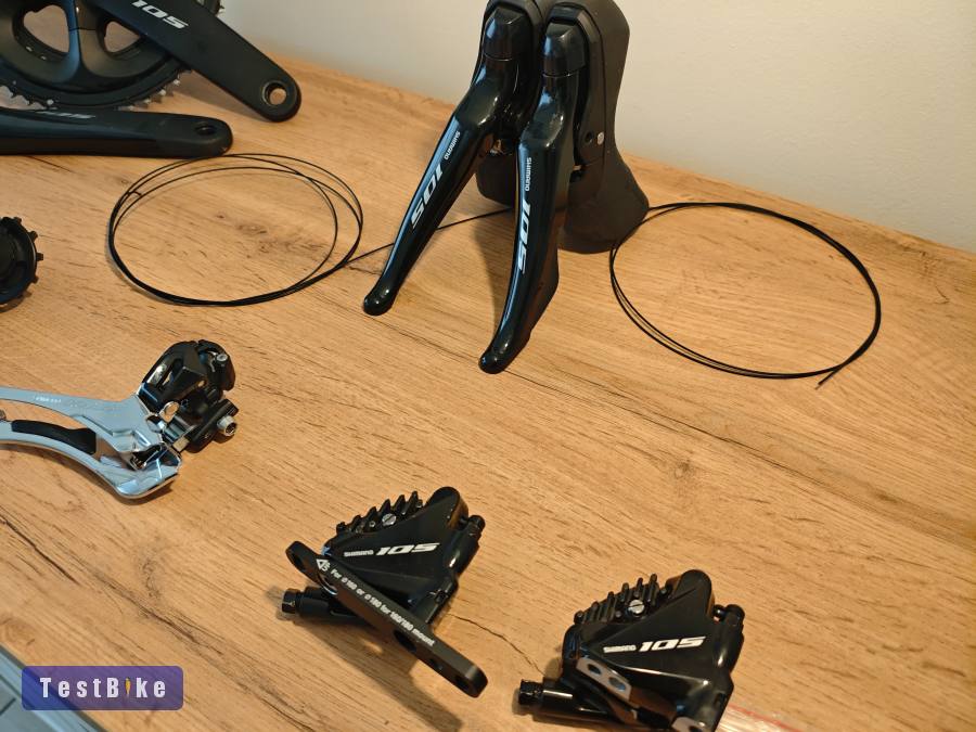 Újszerű, szép állapotú Shimano 105 szett 2×11