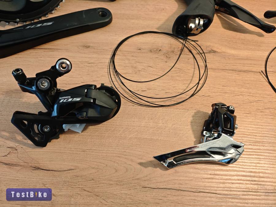 Újszerű, szép állapotú Shimano 105 szett 2×11