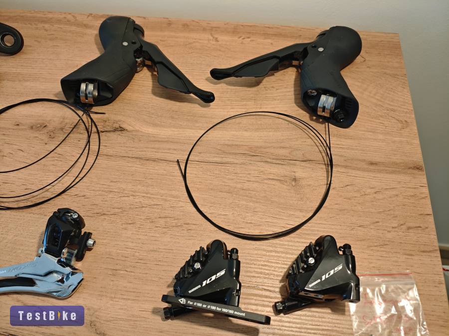 Újszerű, szép állapotú Shimano 105 szett 2×11