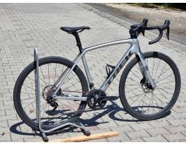 újsz. 2022 Trek Emonda karbon -váz és -kerék 1,5 mft helyett