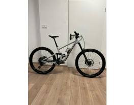 Újszerű 95% gyári Specialized Enduro Comp carbon S3