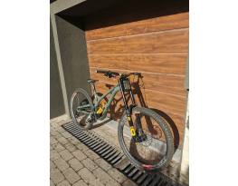 Újszerű Commencal Supreme DH V4 ÖHLINS Edition