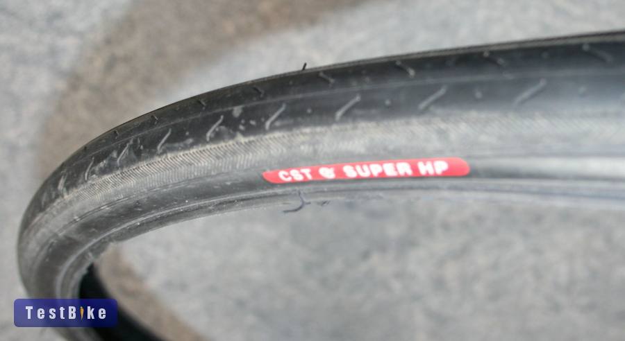 Újszerű Cst Super Hp 28mm széles gumi