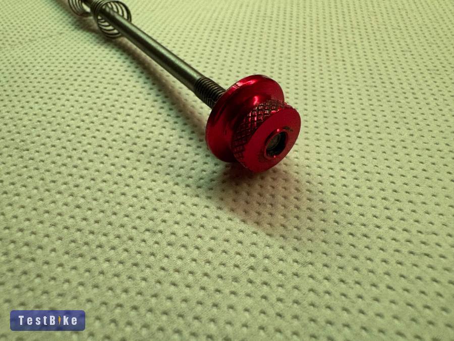 Újszerű CTK Light Olasz hátsó gyorszár 