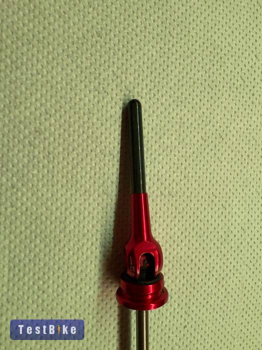 Újszerű CTK Light Olasz hátsó gyorszár 