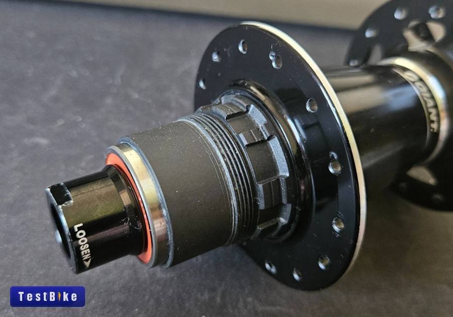 Újszerű Giant GDC-1614 Q.H XD-s Boost hátsó agy eladó