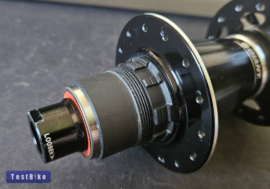 Újszerű Giant GDC-1614 Q.H XD-s Boost hátsóagy