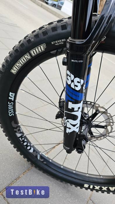 Újszerű Husqvarna HC 8(L) FOX 38 180mm EP8 630WH 880km