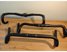 Újszerű karbon kormányok