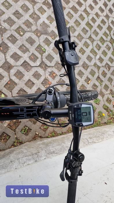 Újszerű KTM Macina Team 692 XL (650 km) 