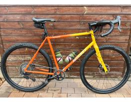 Újszerű Ritchey Outback gravel karbon kerekekkel