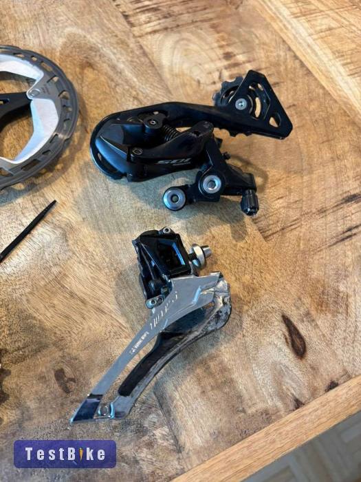 Újszerű Shimano 105 R7000 2×11s hydro disc tárcsafékes szett