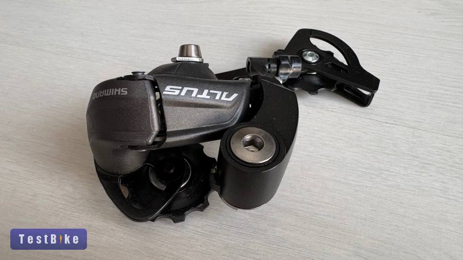 Újszerű Shimano Altus 9s hátsó váltó
