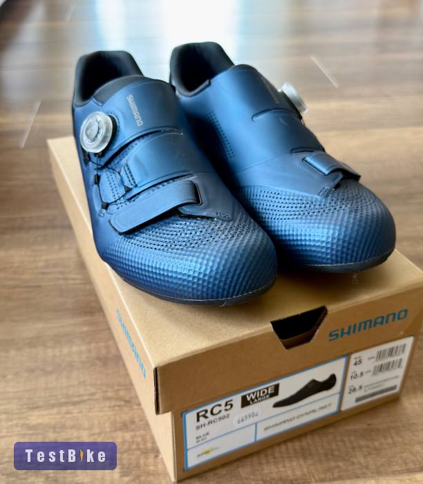 Újszerű Shimano RC5 országúti cipő 