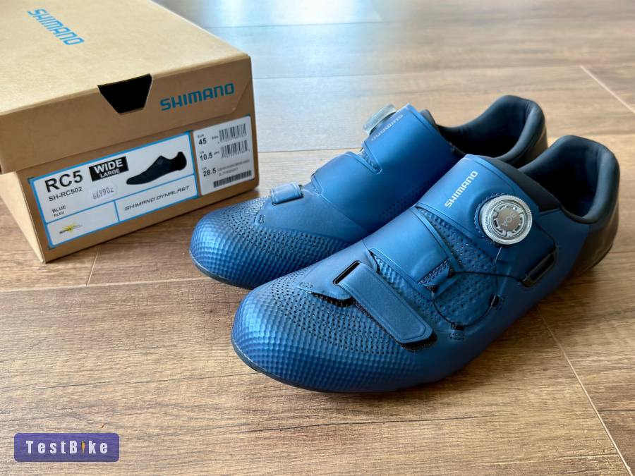 Újszerű Shimano RC5 országúti cipő 