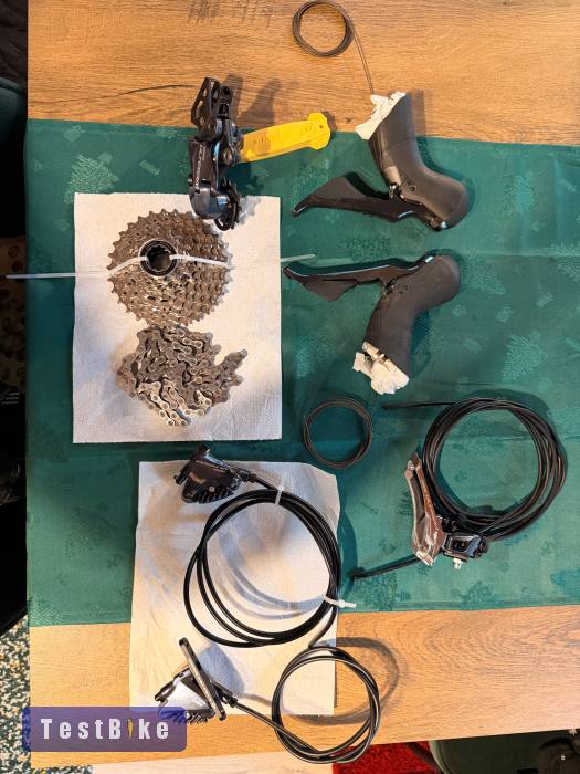 Újszerű Shimano Ultegra szett eladó