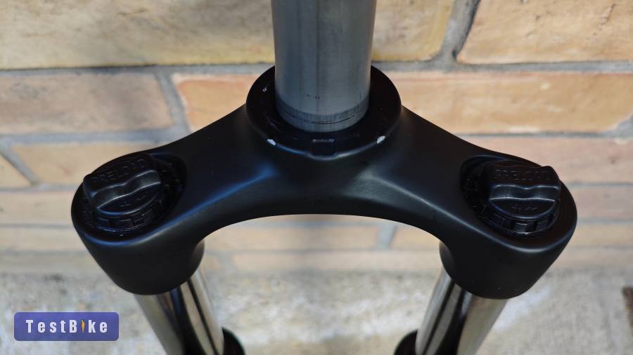 Újszerű Suntour XCM 27.5" teleszkóp eladó