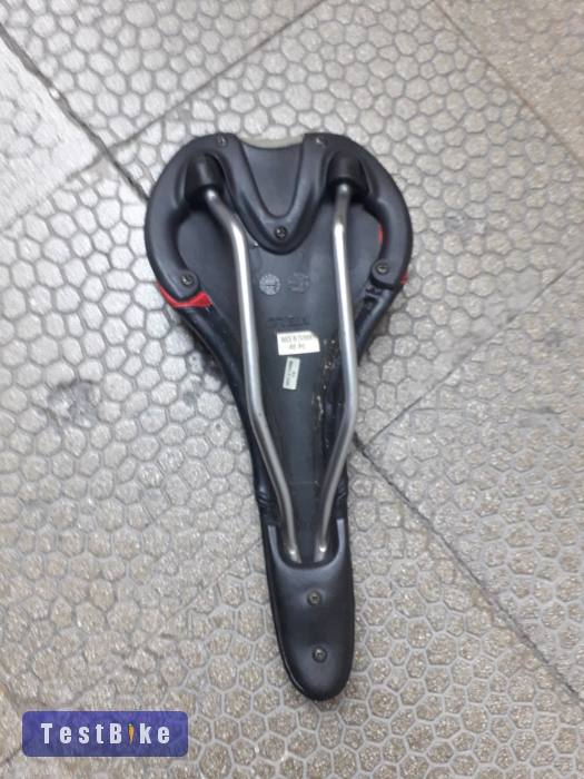 újszerű Velo CR-MO nyereg