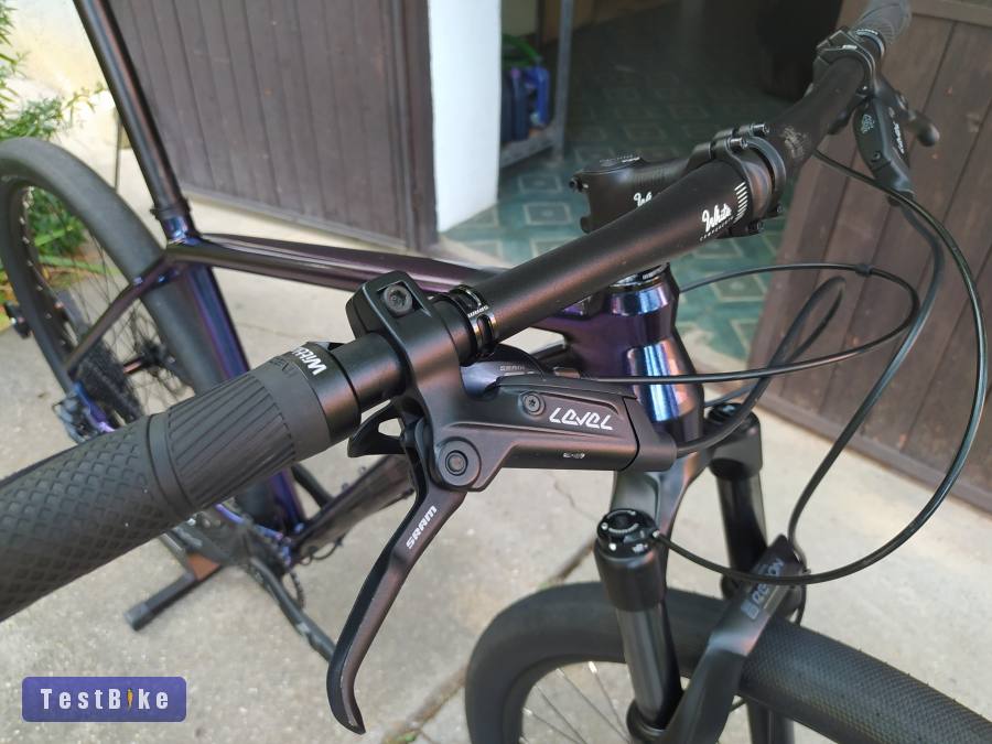 Újszerű White XC 290 LTD ’L’ (RS Recon, Sram GX, WTB)