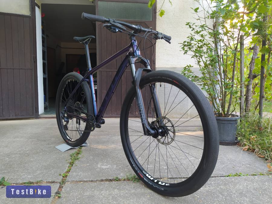 Újszerű White XC 290 LTD ’L’ (RS Recon, Sram GX, WTB)