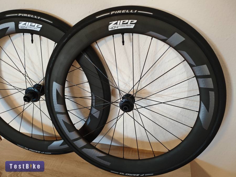 Újszerű Zipp 404 Firecrest karbon kerékszett 28"