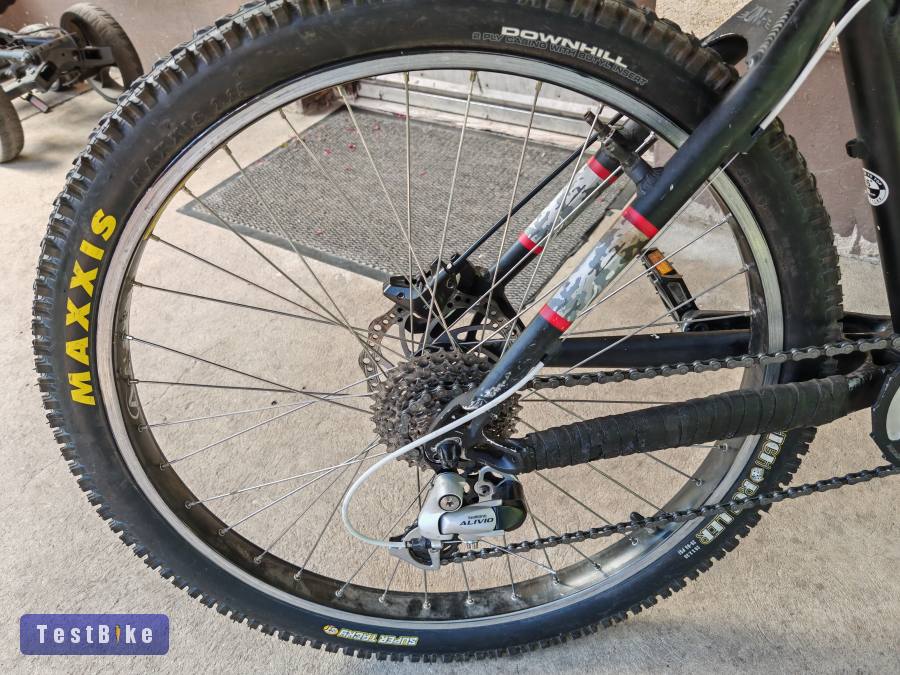 UMF Dirt Fun 26” dirt / freeride kerékpár – Truvativ, Sun Ri