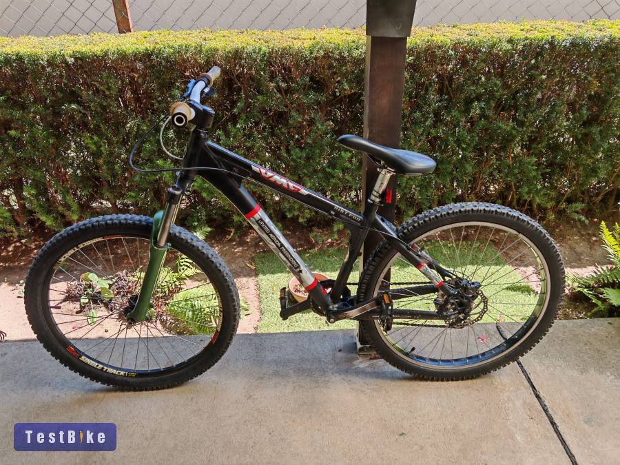UMF Dirt Fun 26” dirt / freeride kerékpár – Truvativ, Sun Ri