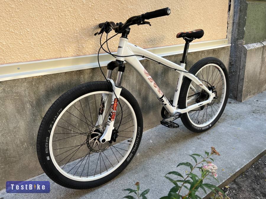 UMF Hardy 4 dirt bringa gyönyörű állapotban