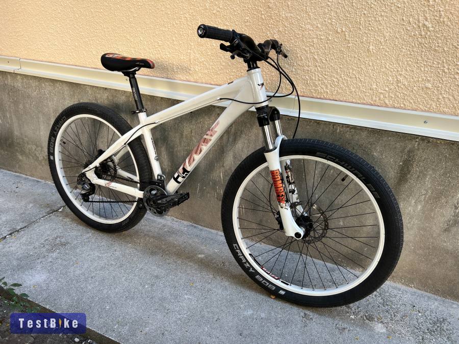 UMF Hardy 4 dirt bringa gyönyörű állapotban