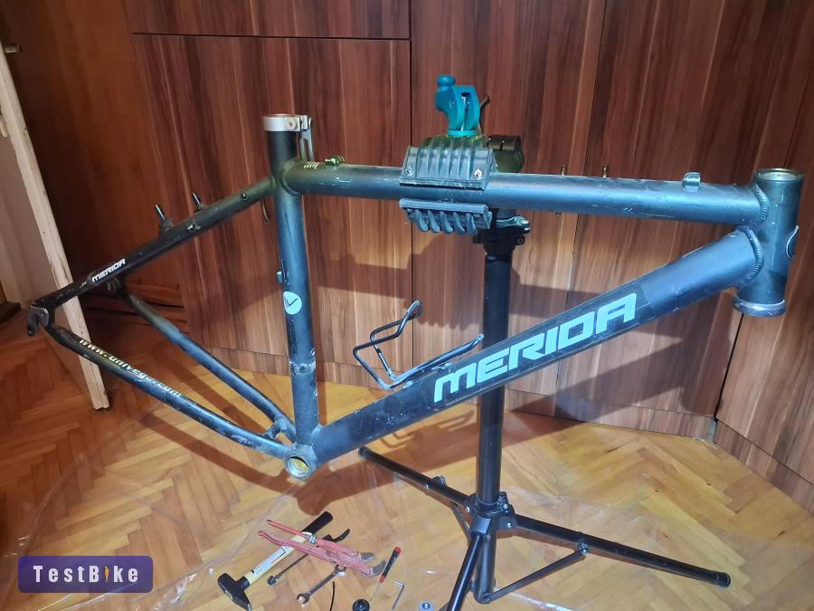 Univega Alumínium váz 28" 622