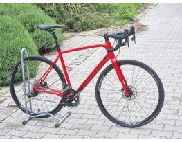 Újsz. Focus karbon endurence outi lightos gravel Rival hydro