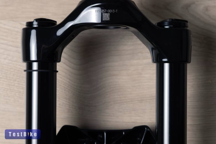 Vadiúj 2025 Marzocchi Bomber Z2 29” – 140mm, Boost, E-Optim.