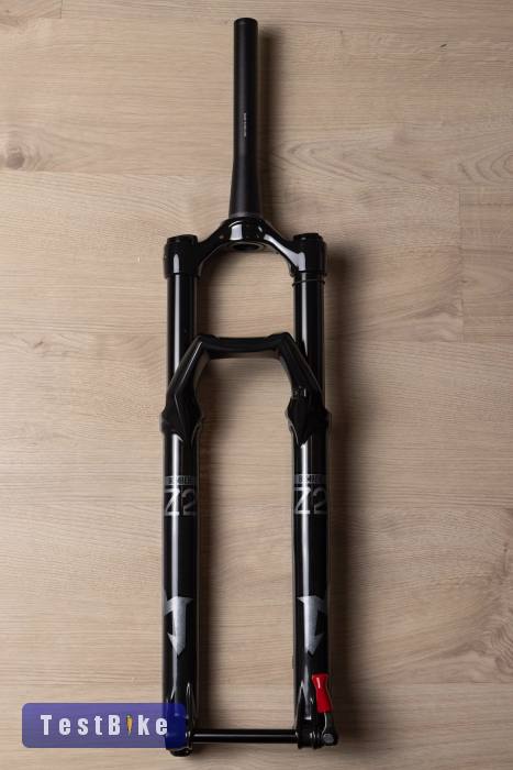 Vadiúj 2025 Marzocchi Bomber Z2 29” – 140mm, Boost, E-Optimi