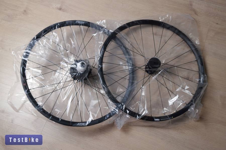 Vadiúj FSA AGX / Mahle X35+ E-Gravel / E-Road 29" / 700c