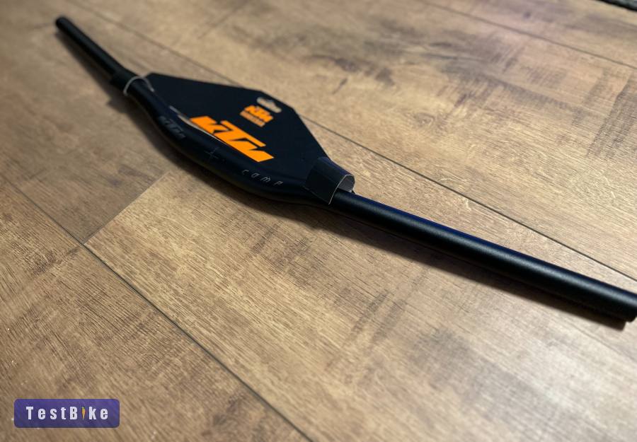 Vadonatúj 0 kilóméteres KTM Comp Rizer 720 mm